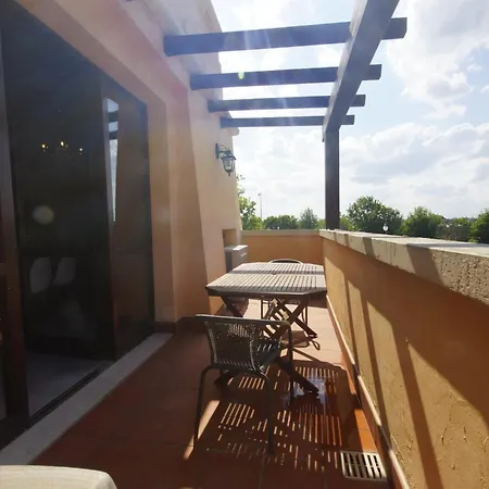 Apartahotel Lugana & Sporting Club - Sermana Village 3*