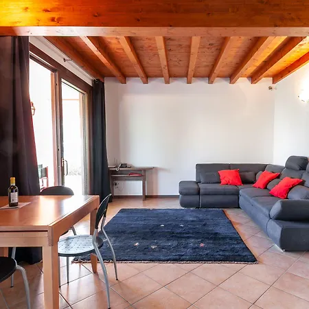 Apartahotel Lugana & Sporting Club - Sermana Village 3*